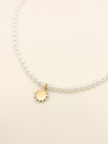 Wholesaler Eclat Paris - Synthetic pearl necklace with sun pendant