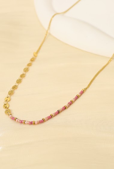 Grossiste Eclat Paris - Collier doré avec perles roses
