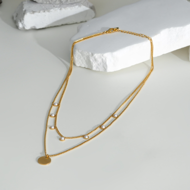Großhändler Eclat Paris - Goldene Doppelkette mit Scheibenanhänger und synthetischer Perle