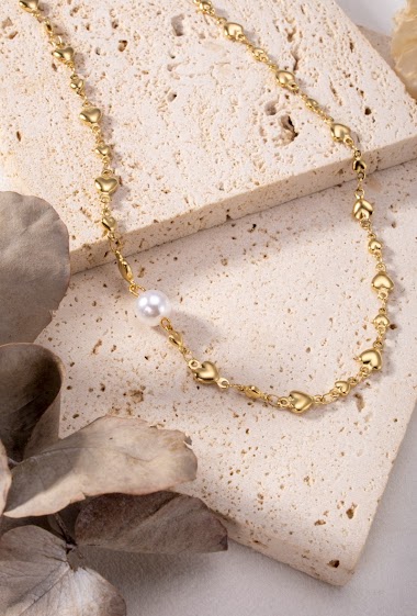 Grossiste Eclat Paris - Collier chaîne dorée en cœur et une perle synthétique