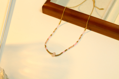 Wholesaler Eclat Paris - Fine gold necklace with natural pink stone