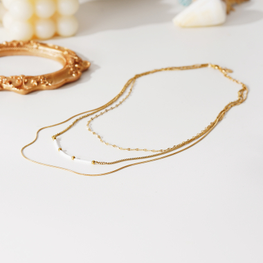 Wholesaler Eclat Paris - Golden triple chain necklace with white stones
