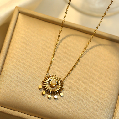 Wholesaler Eclat Paris - Golden Sun Necklace with White Stone