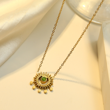 Wholesaler Eclat Paris - Golden Sun Necklace with Green Stone