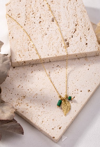 Mayorista Eclat Paris - Collar de pan de oro con perla verde en acero inoxidable