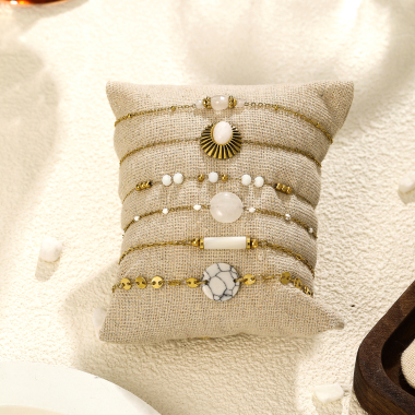 Großhändler Eclat Paris - Set mit 6 verschiedenen Armbändern aus weißen Steinen