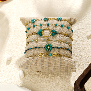 Wholesaler Eclat Paris - Set of 6 blue stone bracelets