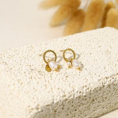Wholesaler Eclat Paris - Stud earrings with pearls