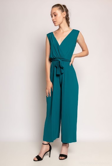 Wholesaler Melena Diffusion - Pleated jumpsuit with strap