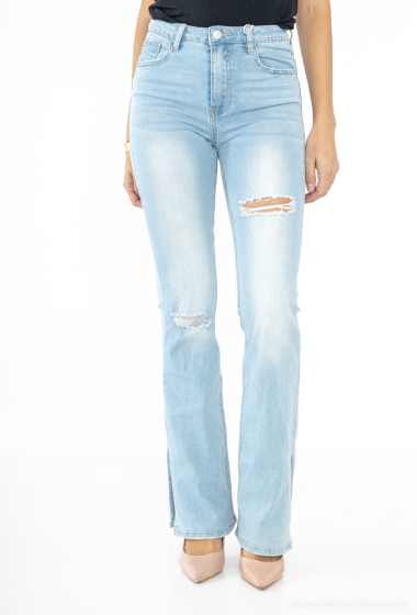 Großhändler Alina - Ausgestellte Jeans