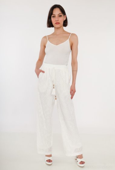 Wholesaler Melena Diffusion - Embroidered perforated drawstring trousers