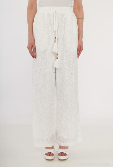 Wholesaler Alina - Embroidered perforated drawstring trousers