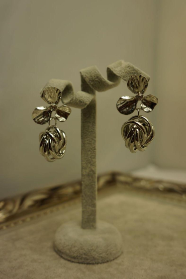 Grossiste MET-MOI - Boucles d'oreilles pendante fleur