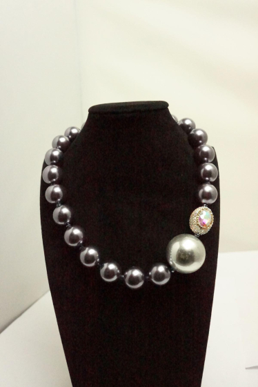 Wholesaler MET-MOI - Pearl ball necklace