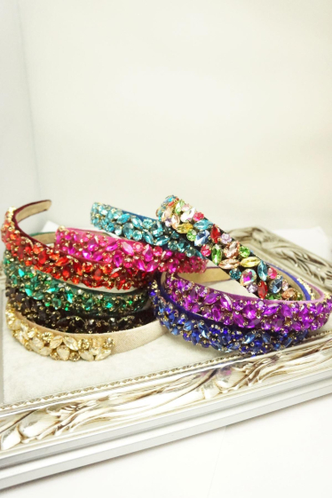 Wholesaler MET-MOI - Velvet headband with colored rhinestones