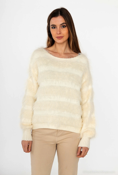 Wholesaler M&G Monogram - “YETI” fringed sweater