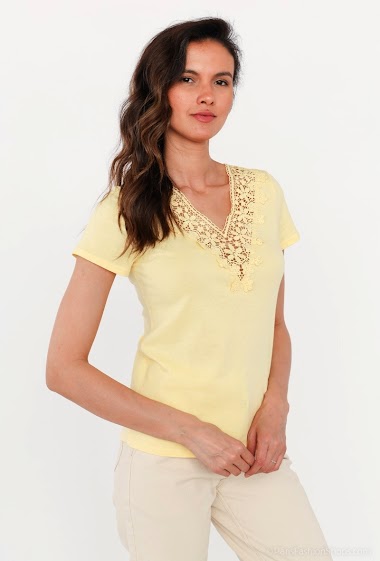 Wholesaler M&G Monogram - T-shirt with lace