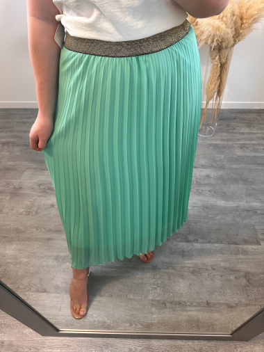 Wholesaler Mily - pleated skirt with gold belt