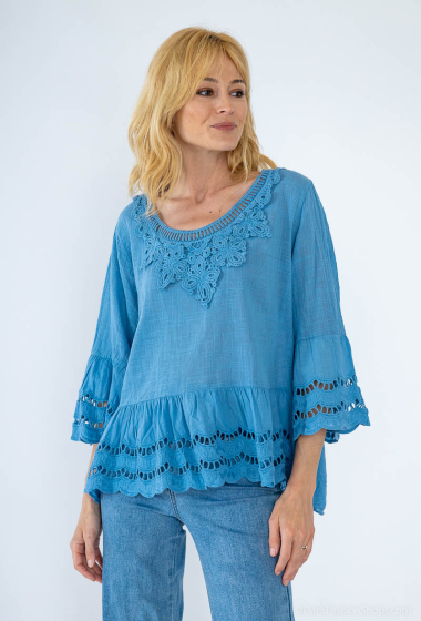Wholesaler Miss Azur - Embroidery blouse