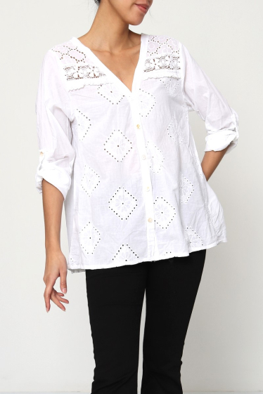 Großhändler Miss Azur - Hemd aus Baumwolle mit Stickerei.