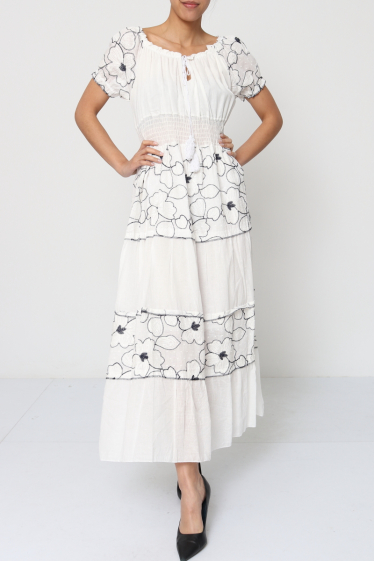 Wholesaler Miss Azur - Long, loose lace dress. for women