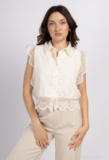 Wholesaler Miss Charm - Sleeveless lace shirt