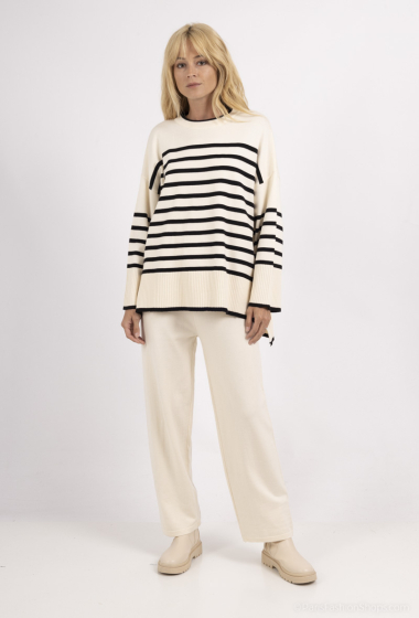 Wholesaler Miss Charm - Striped sweater and pants set