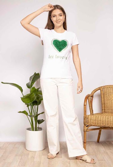 Großhändler Miss Charm - T-Shirt mit Herz und Strasssteinen