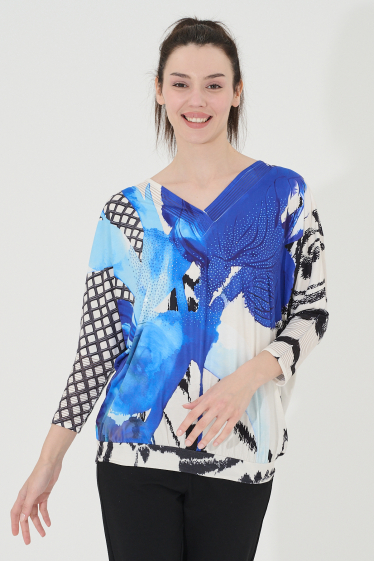 Mayorista Missy Tekstil - Blusa con estampado de strass