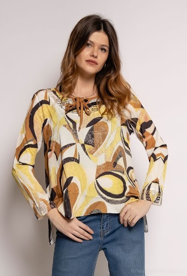 Printed blouse with strass and lace