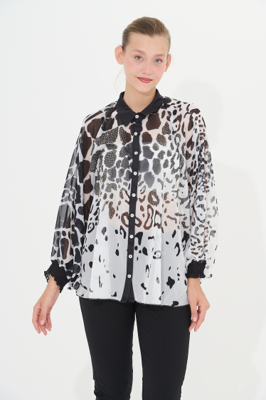 Wholesaler Missy Tekstil - Printed shirt with rhinestones