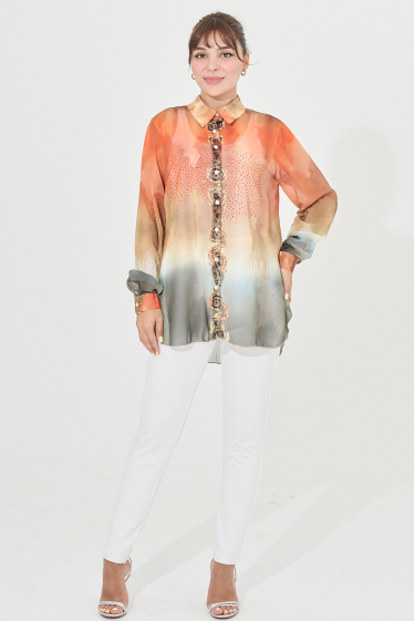 Wholesaler Missy Tekstil - Printed shirt with rhinestones