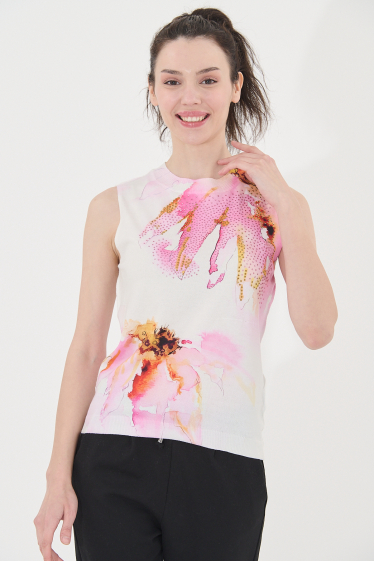 Mayorista Missy Tekstil - Camiseta de tirantes con cuello redondo y estampado de flores y strass