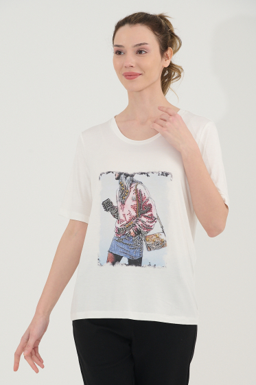 Grossiste Missy Tekstil - Tee-shirt imprimé à strass