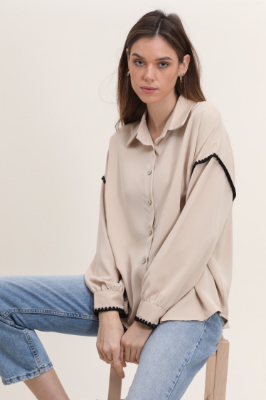 Wholesaler CONTEMPLAY - Long-sleeved shirt with embroidery