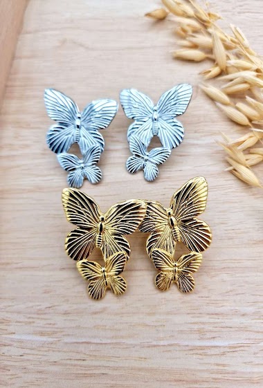 Grossiste Mochimo Suonana - Boucle d'oreille forme papillon en acier inoxydable