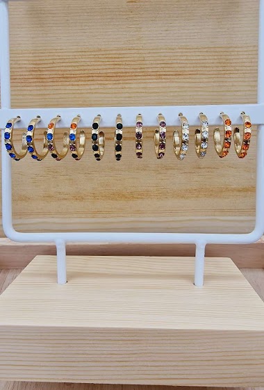Großhändler Mochimo Suonana - Set mit 6 Ohrringen aus Edelstahl