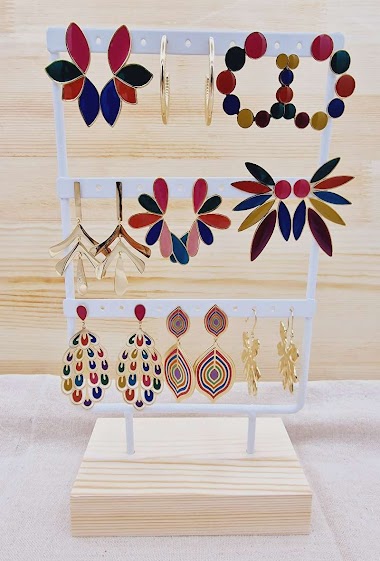 Großhändler Mochimo Suonana - Set mit 9 Paar Ohrringen aus Edelstahl