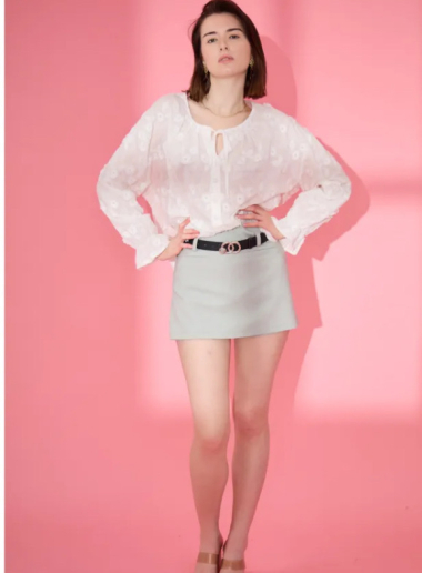 Wholesaler Mochy - Flower embroidery shirt