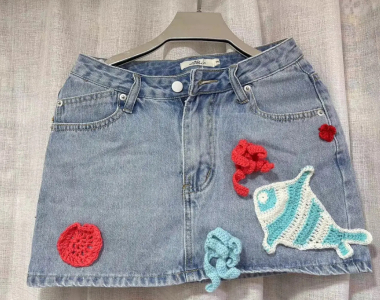 Grossiste Mochy - jupe  jeans court motif crocheter