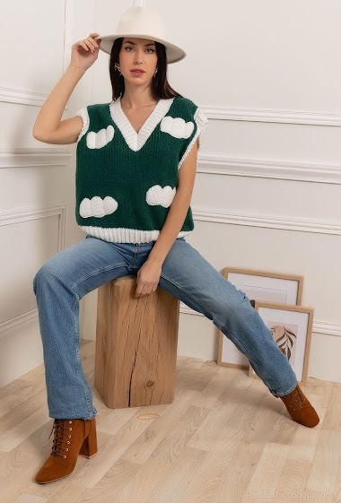 Wholesaler Mochy - Sweater vest with texturized clouds