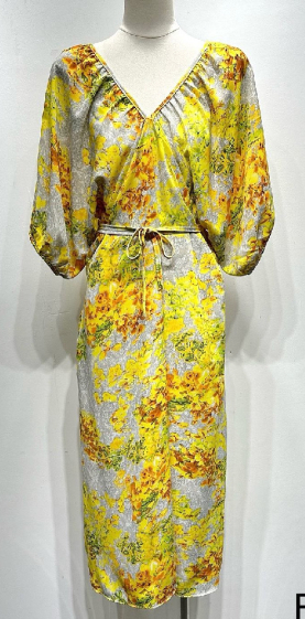 Grossiste Mochy - Robe effet satiné avec imprimé floral