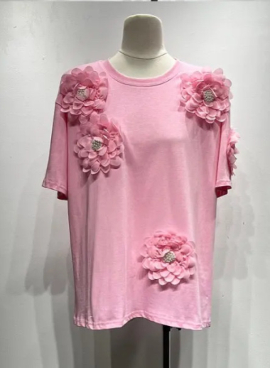 Grossiste Mochy - T shirt avec fleur