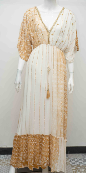 Großhändler MOOYA INDIA - Fließendes Bohemian-Kleid mit goldenen Details