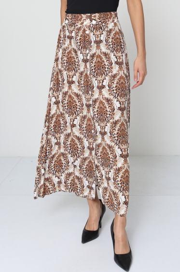 Wholesaler Mooya - Long skirt with buttons all along