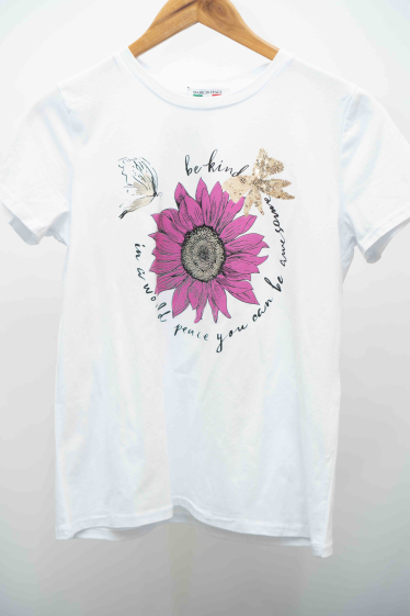 Mayorista Mooya - Camiseta blanca de algodón con estampado de flores.