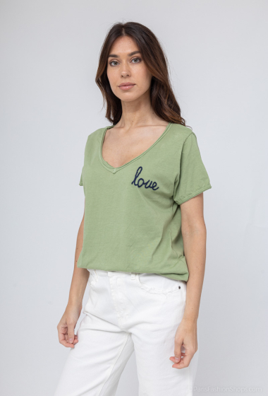 Großhändler Mooya - Baumwoll-T-Shirt mit V-Ausschnitt und Love-Stickerei