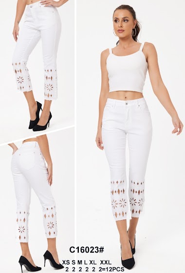 Großhändler Mozzaar  Forever - White jeans pants 9/10 rhinestones + embroidery