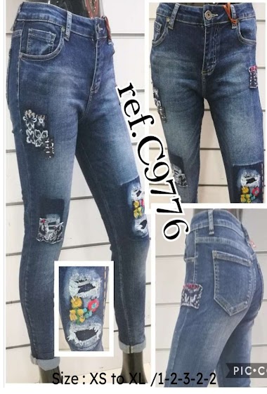 Wholesaler Mozzaar  Forever - Embroidery Patchwork Jeans Pants