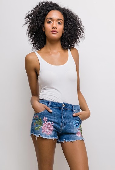 Wholesaler Mozzaar  Forever - Denim shorts with embroidered flowers